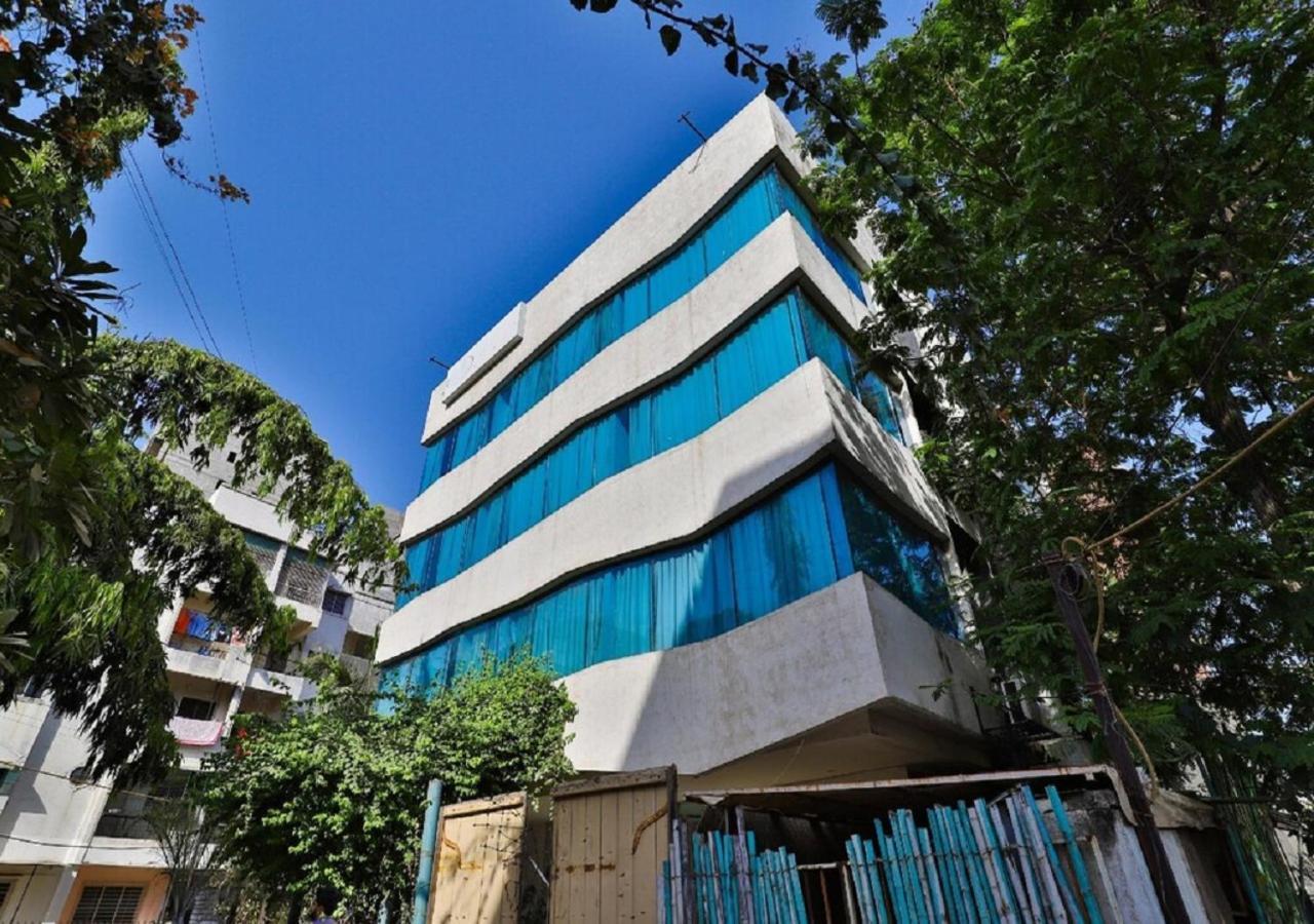 The Sky Imperial Hotel Yahvi Vadodara Exterior photo